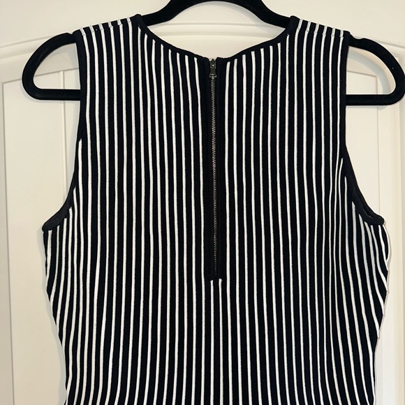 Milly Knit Fit and Flare Dress size M - Picture 5 of 9